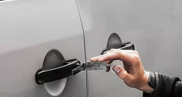 Professional solution to any problem with car locks