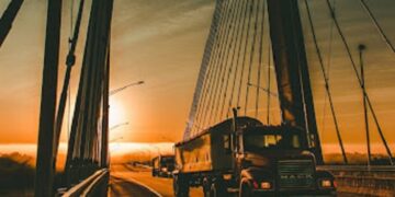 Why choose HMD trucking for your next truck driver job