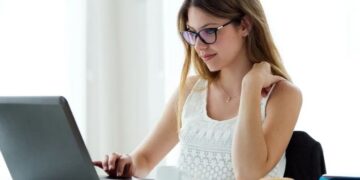 What are Facebook Ads: a complete 2025 guide by HYPE Hyperion