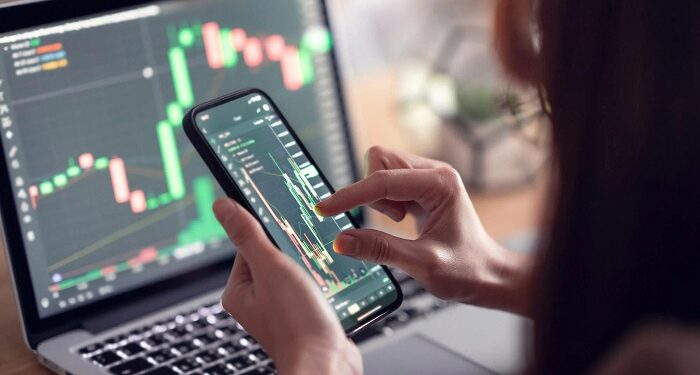 PRAFINEX: a modern platform for safe and effective cryptocurrency investing